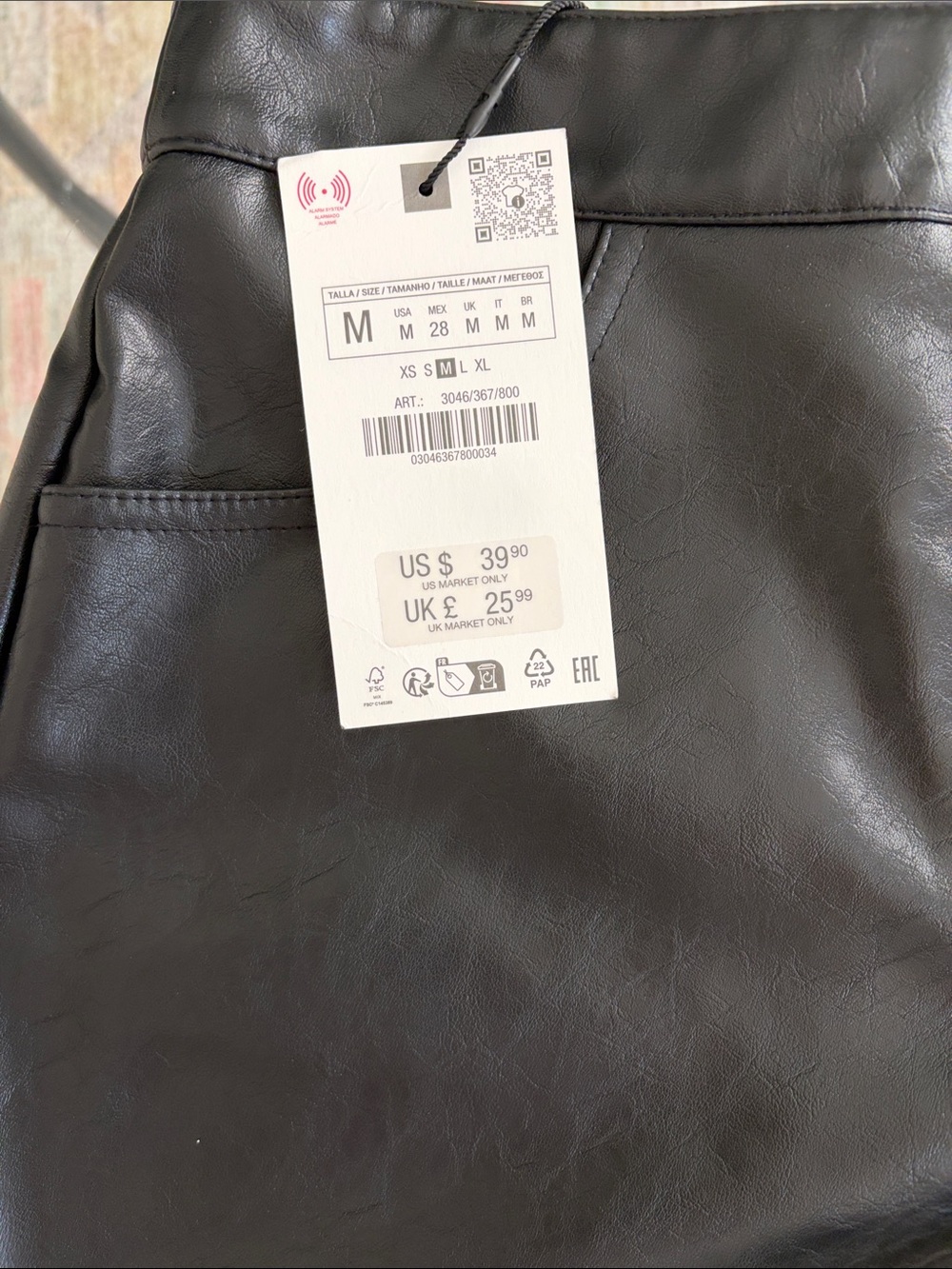 Zara Black Faux Leather High Waist Shorts Size M - Picture 3 of 4
